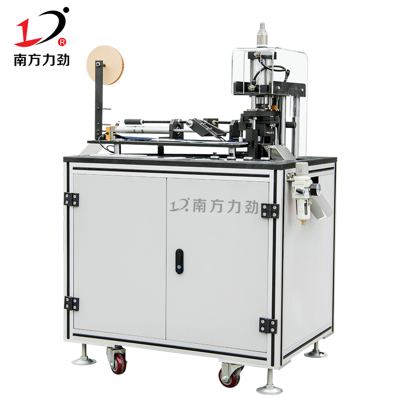 全自動(dòng)超聲波內(nèi)衣背扣帶剪切機(jī)